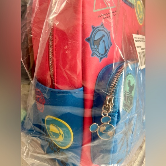 LOUNGEFLY 2022 Disney Vacation Club Member Backpack Let the Good Times Roll NWT - Picture 10 of 11